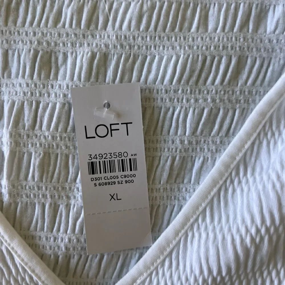 NWT LOFT Smocked Flutter V-Neck Top - Picture 3 of 3